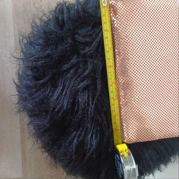 🆕Soft Metallic Gold Party Clutch - Picture 5 of 5